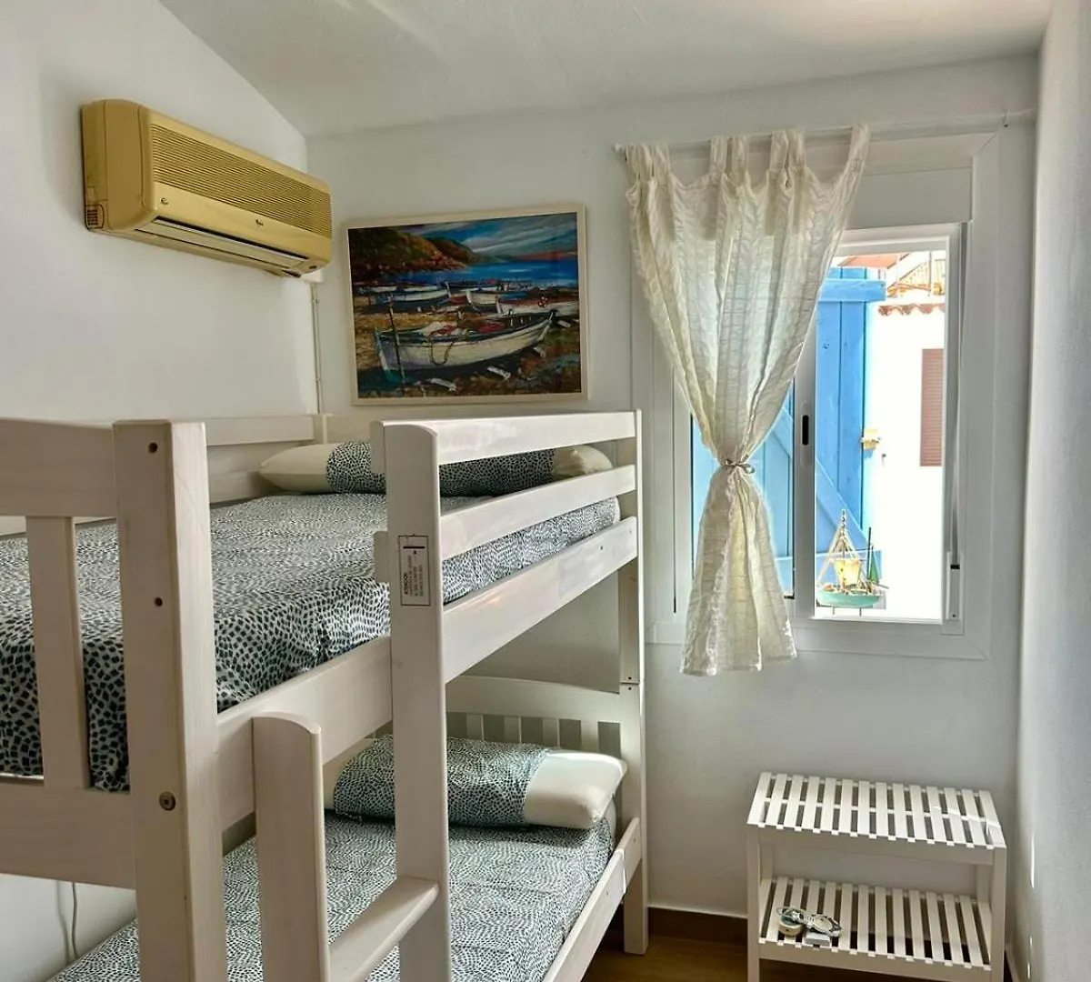 Turquesa 98, Zahara Vila Zahara de los Atunes 0*,